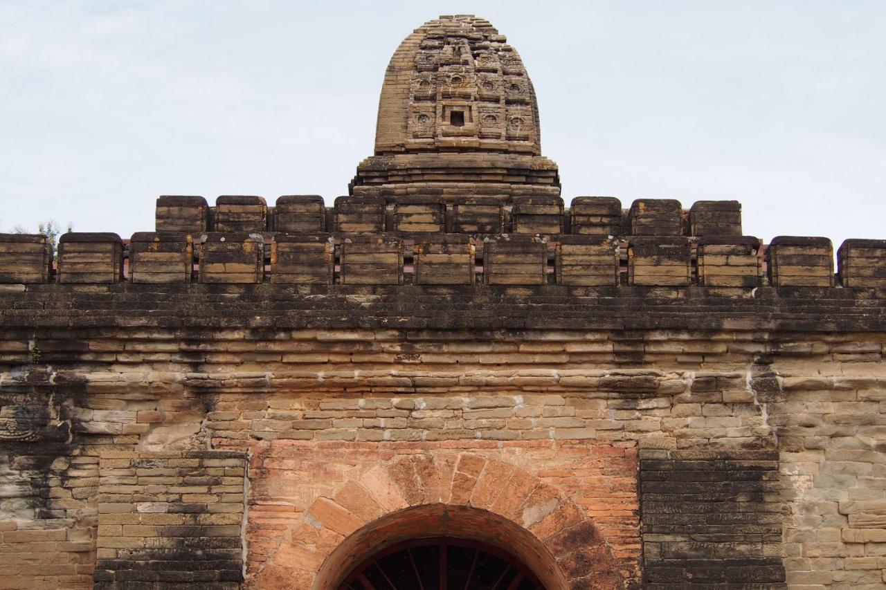 Six Stars Guest House Nyaung-U 外观 照片