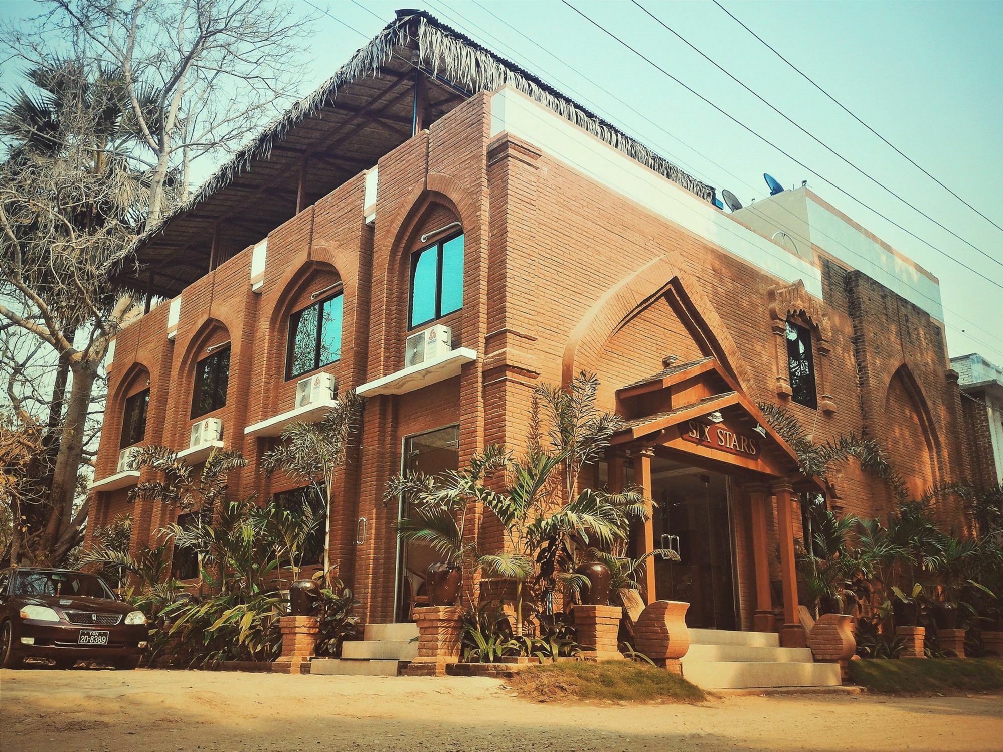 Six Stars Guest House Nyaung-U 外观 照片